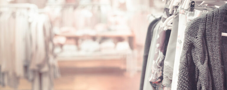 Køb modetøj og brugskunst fra populære brands hos Bahne Odense