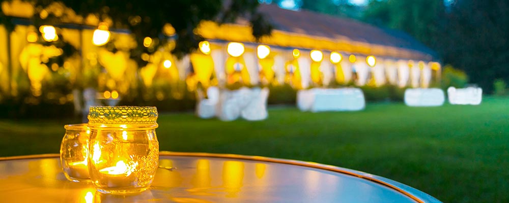 Sådan skaber du et uforglemmeligt arrangement i et telt