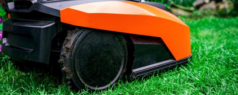 Robotplæneklippere: Din guide til en perfekt plæne uden anstrengelse